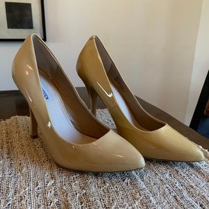 Steve Madden Intrude Pumps